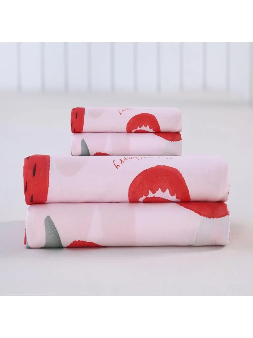 Cute Pink Strawberry Queen Sheet Set - Soft Microfiber Bedding for Kids & Teens